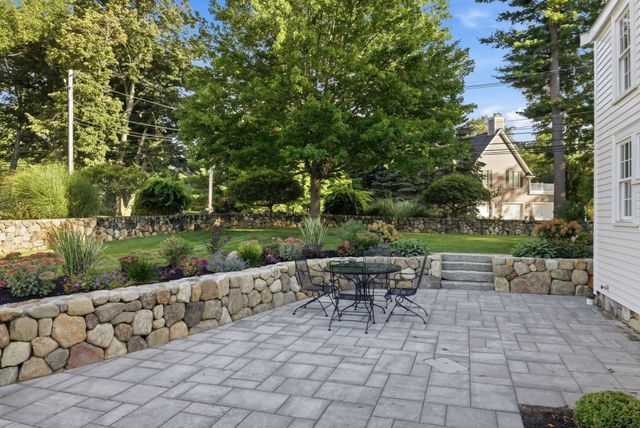 37 Porter Road, Andover, MA 01810