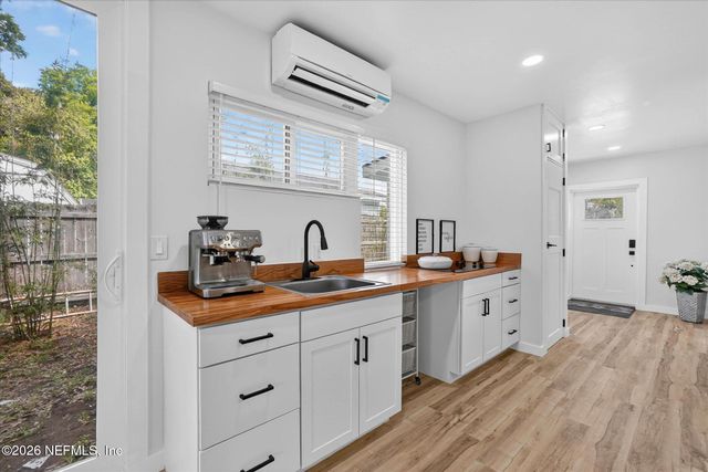 8778 WATERFRONT Terrace A, Jacksonville, FL 32217