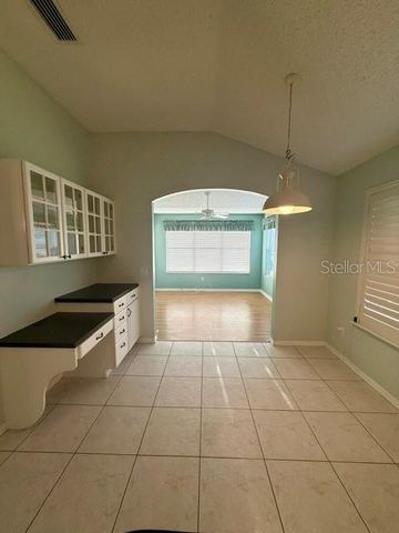 724 VISTA PLACE, Lady Lake, FL 32159