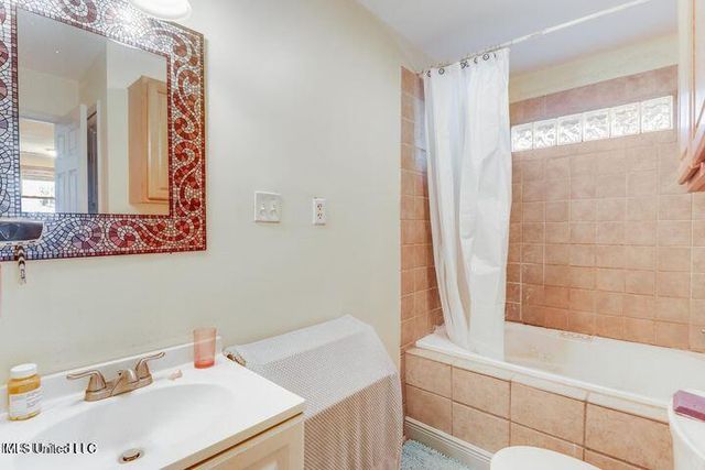 7033 Longridge Road, Long Beach, MS 39560