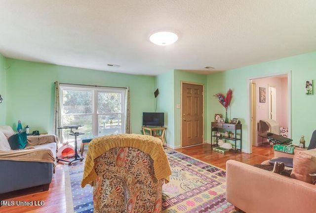 7033 Longridge Road, Long Beach, MS 39560