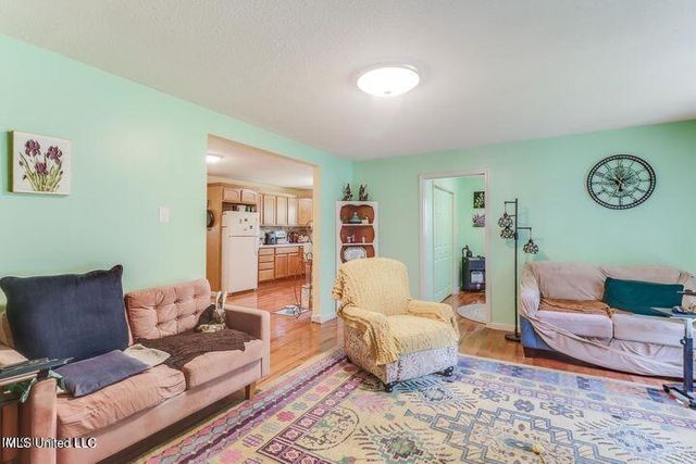 7033 Longridge Road, Long Beach, MS 39560