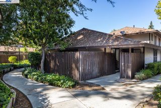 5470 Roundtree Dr F, Concord, CA 94521