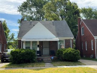 18624 Hamburg Street, Detroit, MI 48205