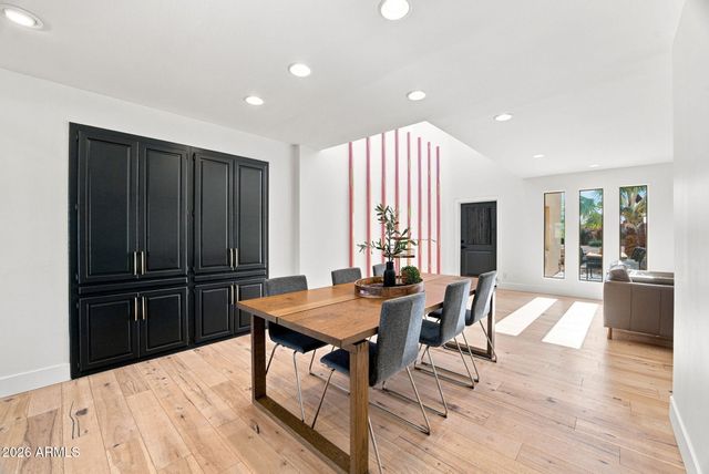 9827 N 65TH Place, Paradise Valley, AZ 85253
