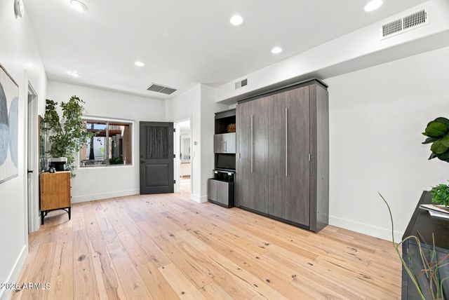 9827 N 65TH Place, Paradise Valley, AZ 85253