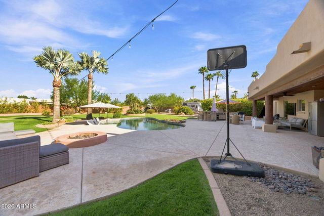 9827 N 65TH Place, Paradise Valley, AZ 85253