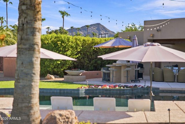9827 N 65TH Place, Paradise Valley, AZ 85253