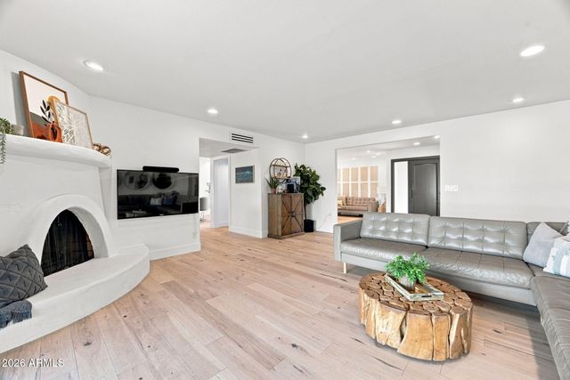 9827 N 65TH Place, Paradise Valley, AZ 85253