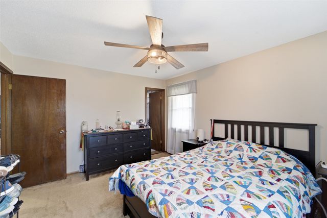 155 Coal Ridge Road, Knoxville, IA 50138