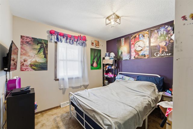 155 Coal Ridge Road, Knoxville, IA 50138