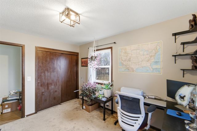 155 Coal Ridge Road, Knoxville, IA 50138