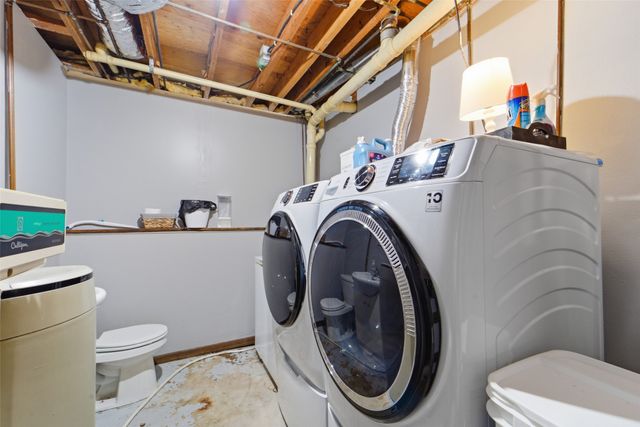 155 Coal Ridge Road, Knoxville, IA 50138