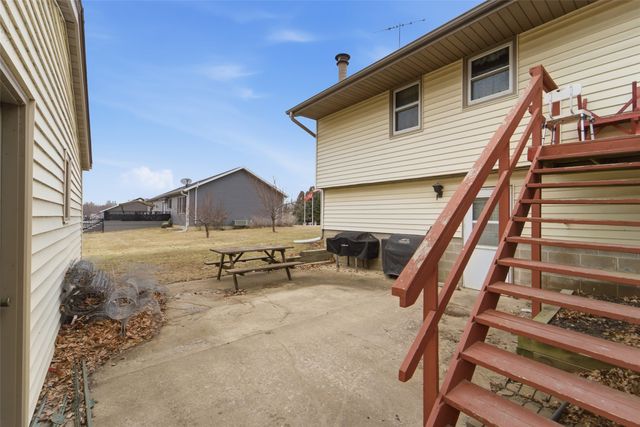 155 Coal Ridge Road, Knoxville, IA 50138