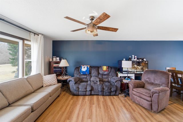 155 Coal Ridge Road, Knoxville, IA 50138