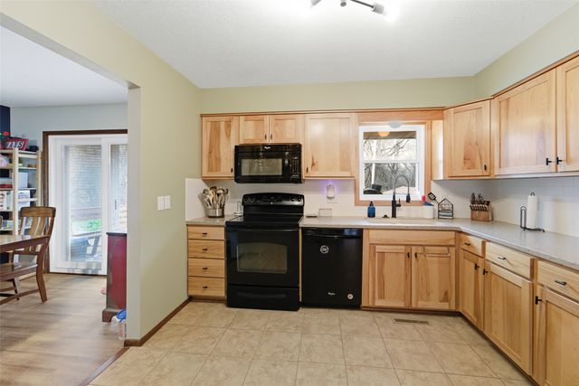 155 Coal Ridge Road, Knoxville, IA 50138