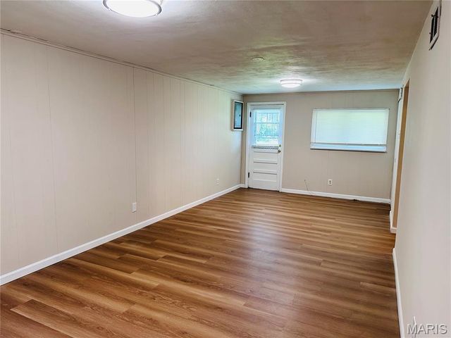 13 Floweridge Lane, Florissant, MO 63031