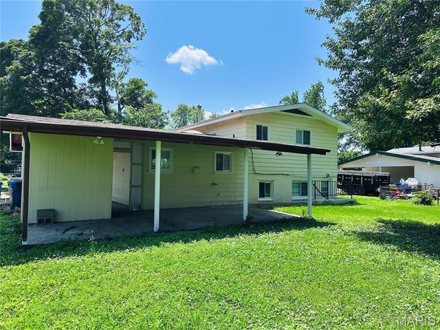 13 Floweridge Lane, Florissant, MO 63031
