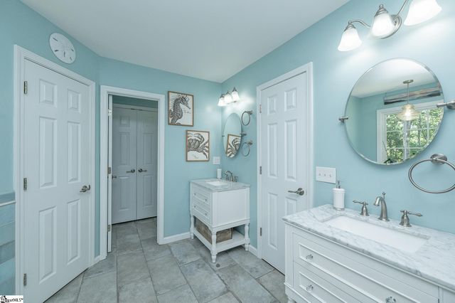 190 New Harrison Bridge Road, Simpsonville, SC 29680