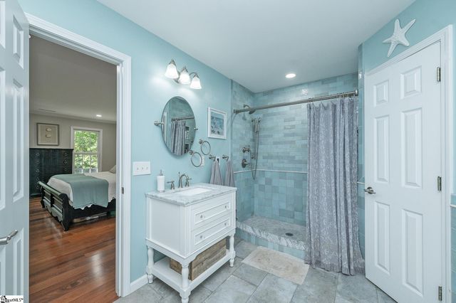 190 New Harrison Bridge Road, Simpsonville, SC 29680