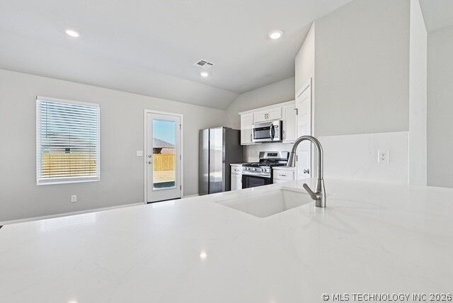 8419 E 162nd Place S, Bixby, OK 74008