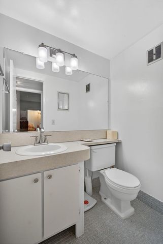 52 Norwich C, West Palm Beach, FL 33417