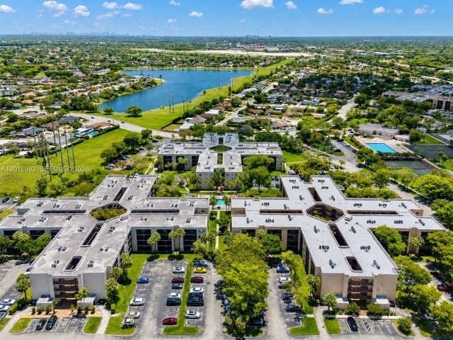 8400 SW 133rd Ave Rd 118, Miami, FL 33183