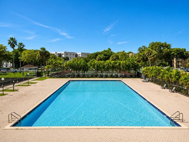 8400 SW 133rd Ave Rd 118, Miami, FL 33183
