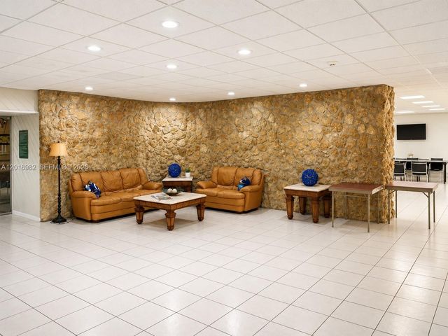 8400 SW 133rd Ave Rd 118, Miami, FL 33183