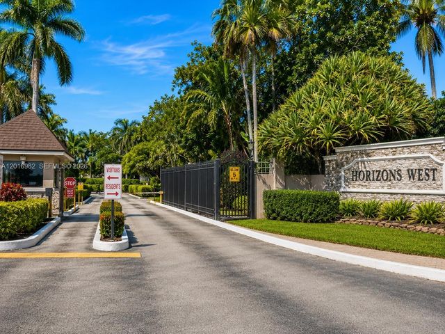 8400 SW 133rd Ave Rd 118, Miami, FL 33183