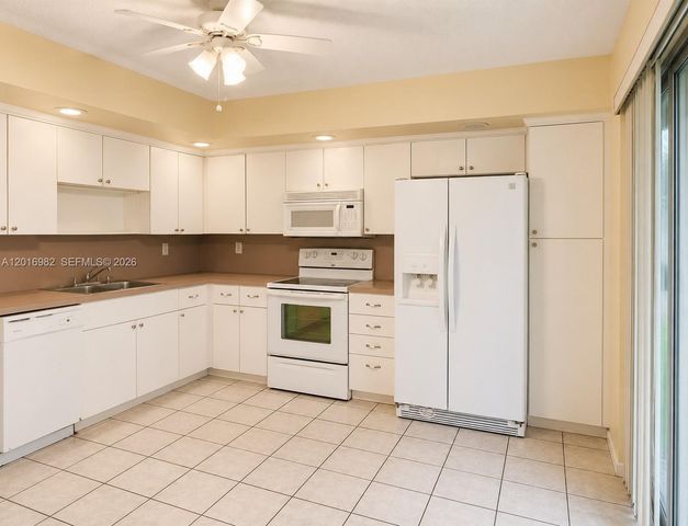 8400 SW 133rd Ave Rd 118, Miami, FL 33183