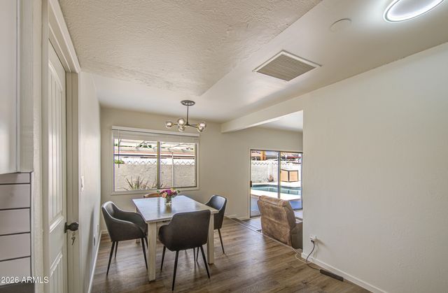 2048 W JOAN DE ARC Avenue, Phoenix, AZ 85029