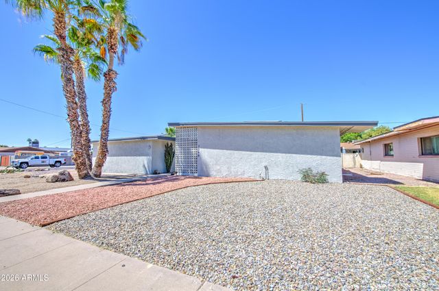 2048 W JOAN DE ARC Avenue, Phoenix, AZ 85029