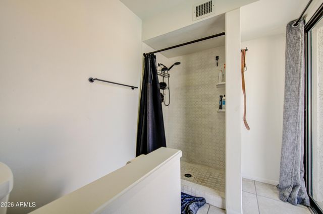 2048 W JOAN DE ARC Avenue, Phoenix, AZ 85029