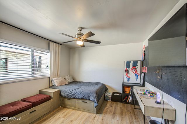 2048 W JOAN DE ARC Avenue, Phoenix, AZ 85029