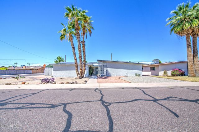 2048 W JOAN DE ARC Avenue, Phoenix, AZ 85029