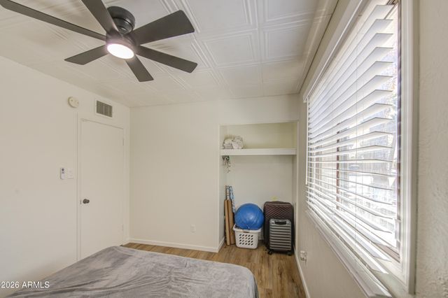 2048 W JOAN DE ARC Avenue, Phoenix, AZ 85029