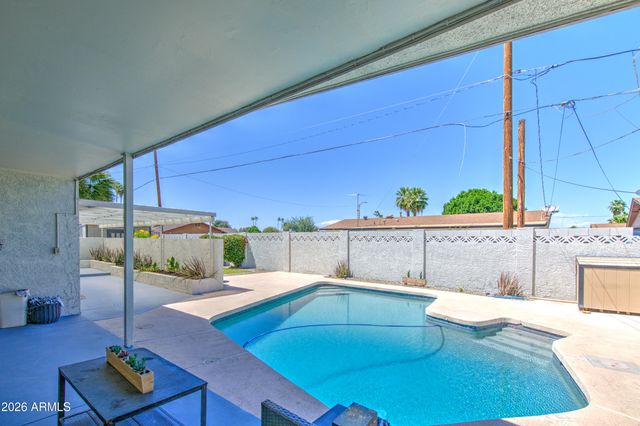 2048 W JOAN DE ARC Avenue, Phoenix, AZ 85029