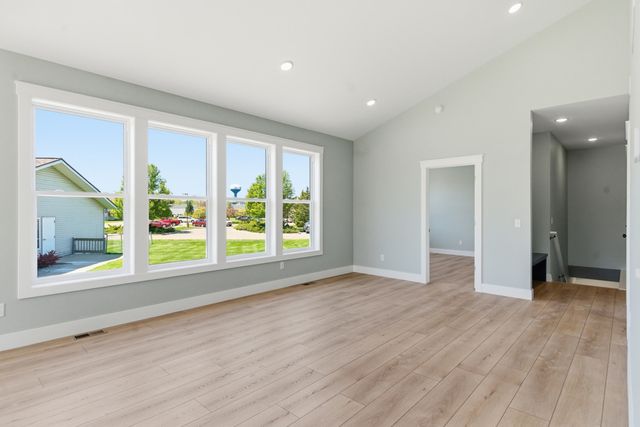 243 W Gardner Street, Sparta Vllg, MI 49345