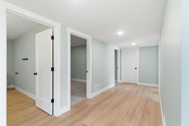 243 W Gardner Street, Sparta Vllg, MI 49345