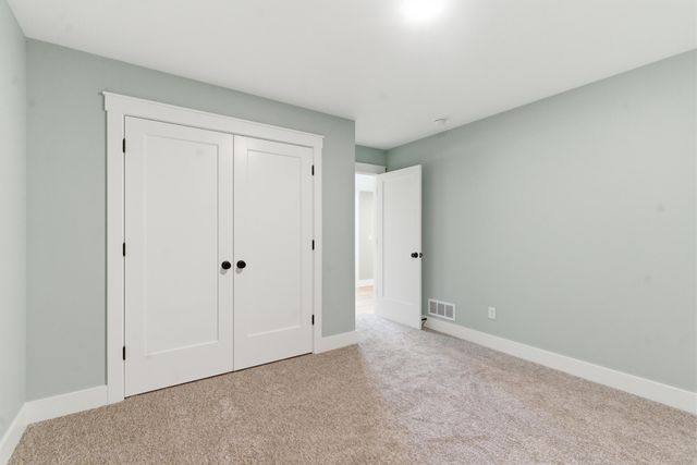243 W Gardner Street, Sparta Vllg, MI 49345