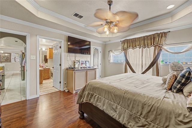 1109 Green Field Dr, Corpus Christi, TX 78405