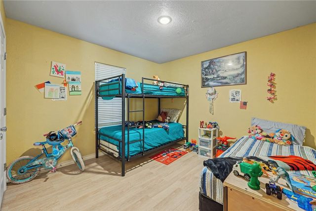 1109 Green Field Dr, Corpus Christi, TX 78405