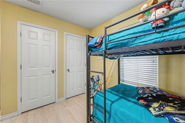1109 Green Field Dr, Corpus Christi, TX 78405