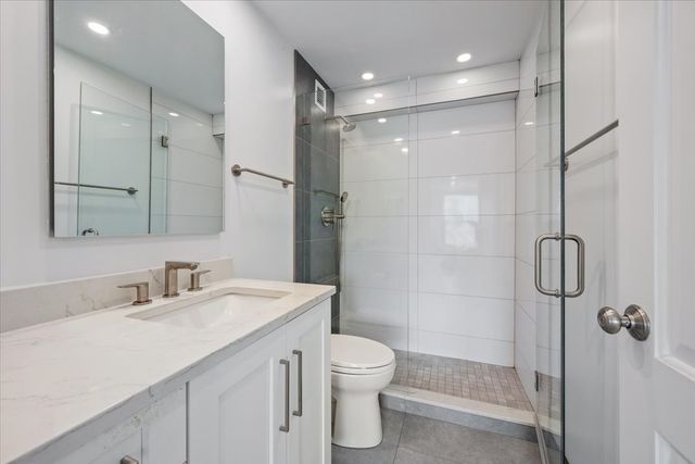 1250 N Dearborn Parkway 24E, Chicago, IL 60610