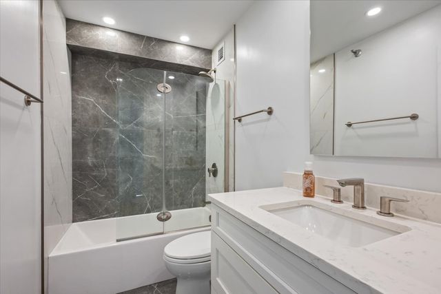 1250 N Dearborn Parkway 24E, Chicago, IL 60610