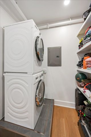 1250 N Dearborn Parkway 24E, Chicago, IL 60610