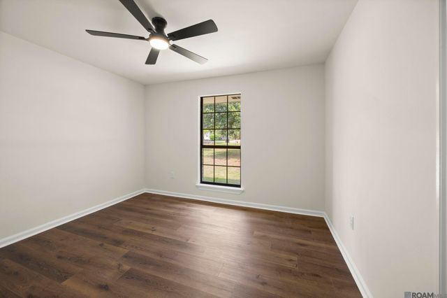 15316 Libra Ave, Pride, LA 70770