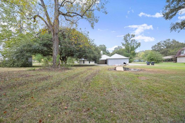 15316 Libra Ave, Pride, LA 70770