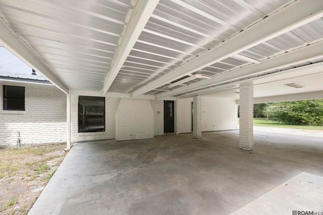 15316 Libra Ave, Pride, LA 70770
